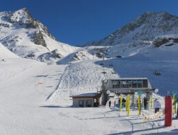 Comment organiser des vacances au ski en groupe aux Arcs ?