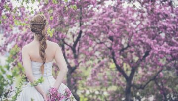 Comment trouver votre robe de mariée idéale rapidement