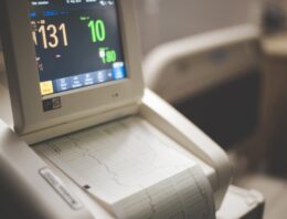 Nouveautés dans les soins médicaux: Focus sur l’ECG