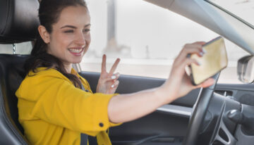 Avantages de l&rsquo;apprentissage du code de la route à distance pour les futurs conducteurs
